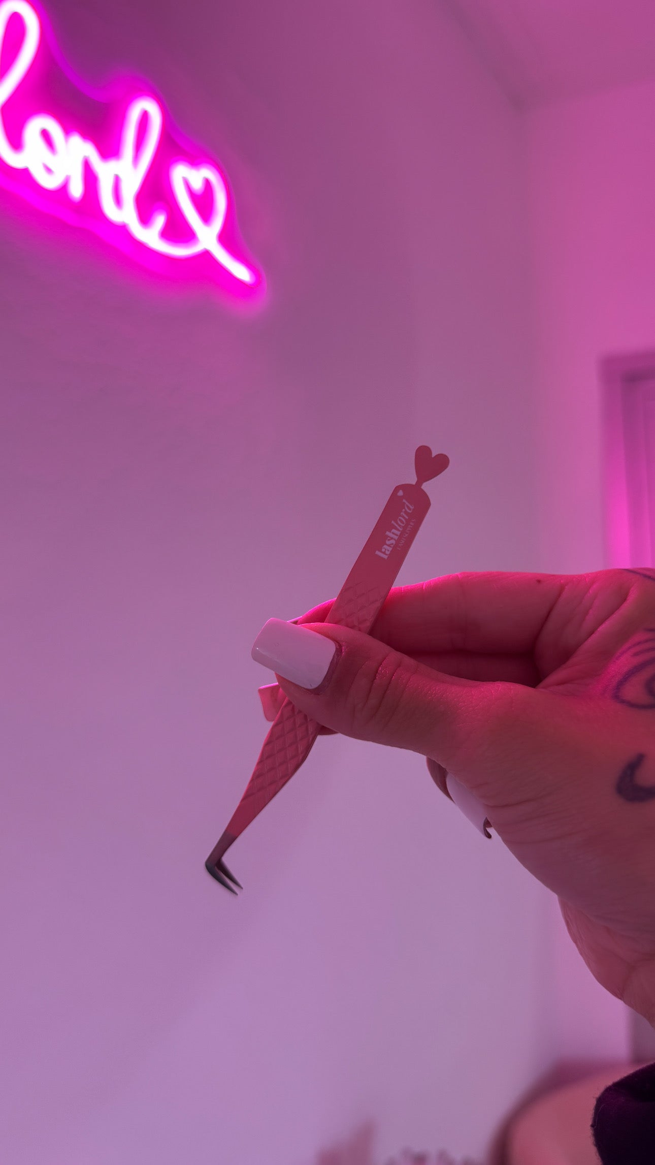 Lover Girl Boot Tweezer